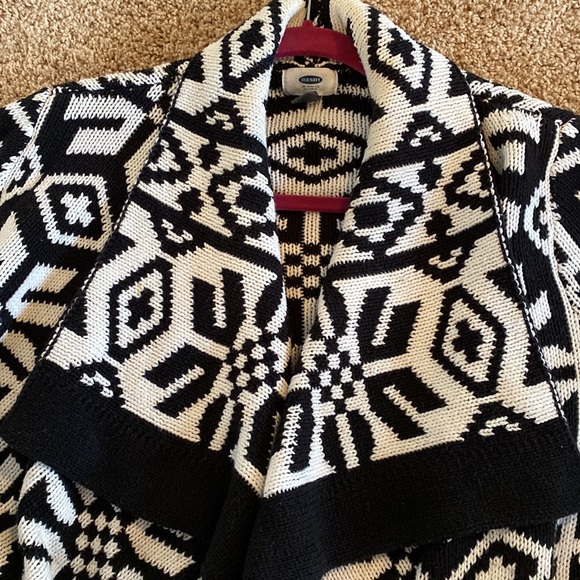 Old Navy Fair Isle Cardigan Size Large - Picture 4 of 5